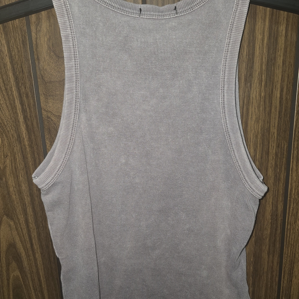 Stylish Gray Ribbed Women's Crop Top
